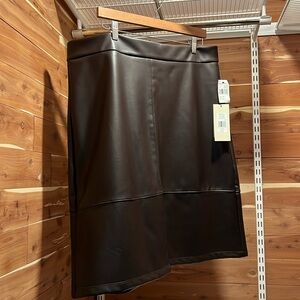 NYDJ pleather skirt sculpt-her